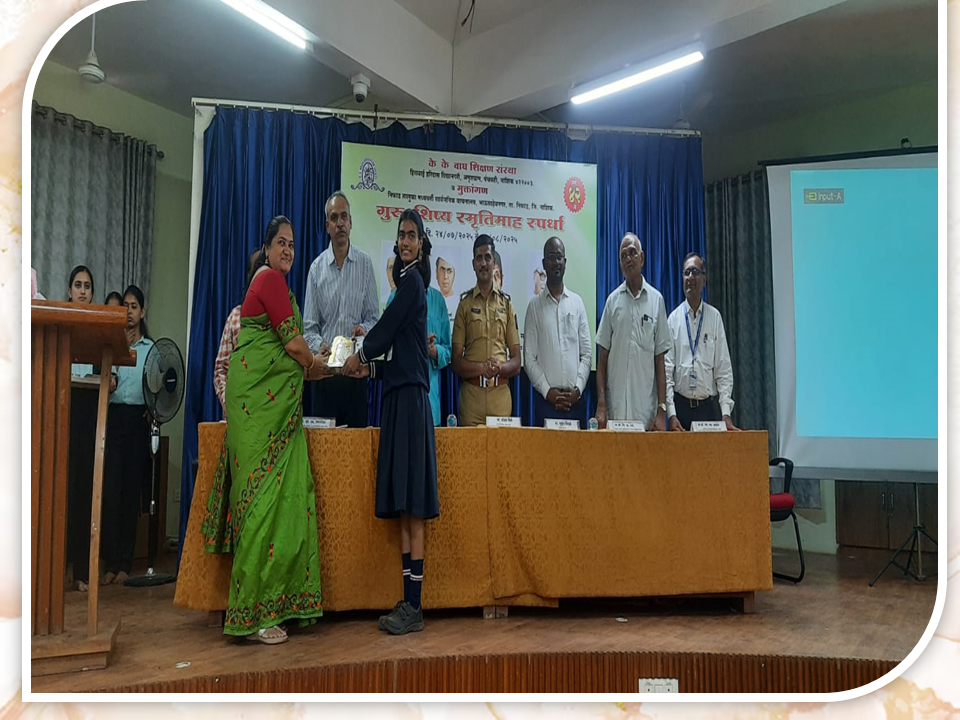 Ms Tanishka Halde class 9th  -  1st  prize in Debate Competition